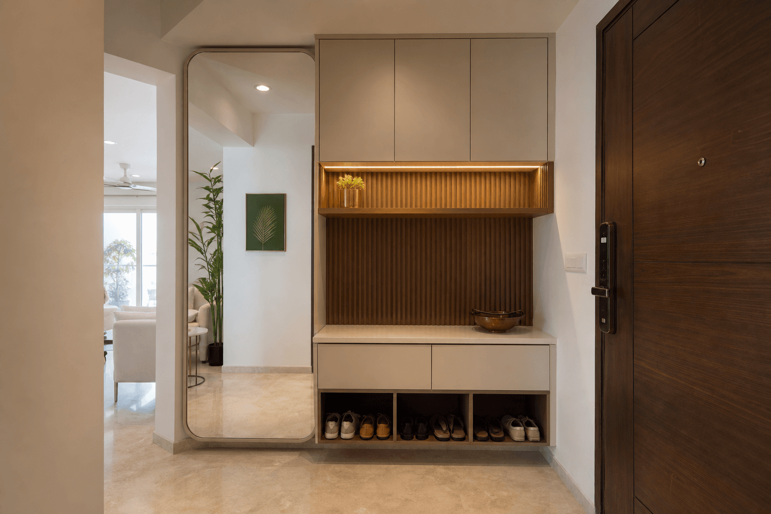 Made-to-measure entryway shoe storage and console in an Indian apartment
